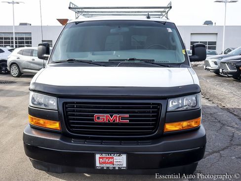 Used 2018 GMC Savana 3500 Extended w/ Driver Convenience Package image 5