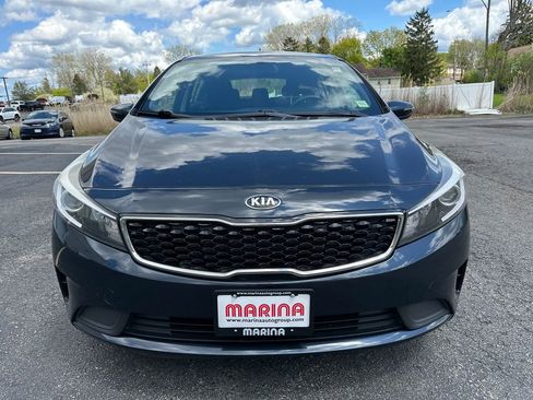 Used 2017 Kia Forte LX FWD image 10