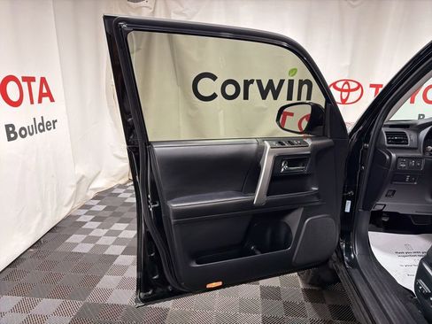 Used 2024 Toyota 4Runner SR5 image 23