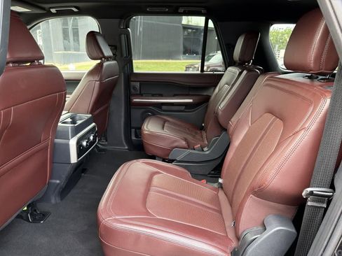 Used 2024 Ford Expedition Max Limited image 28