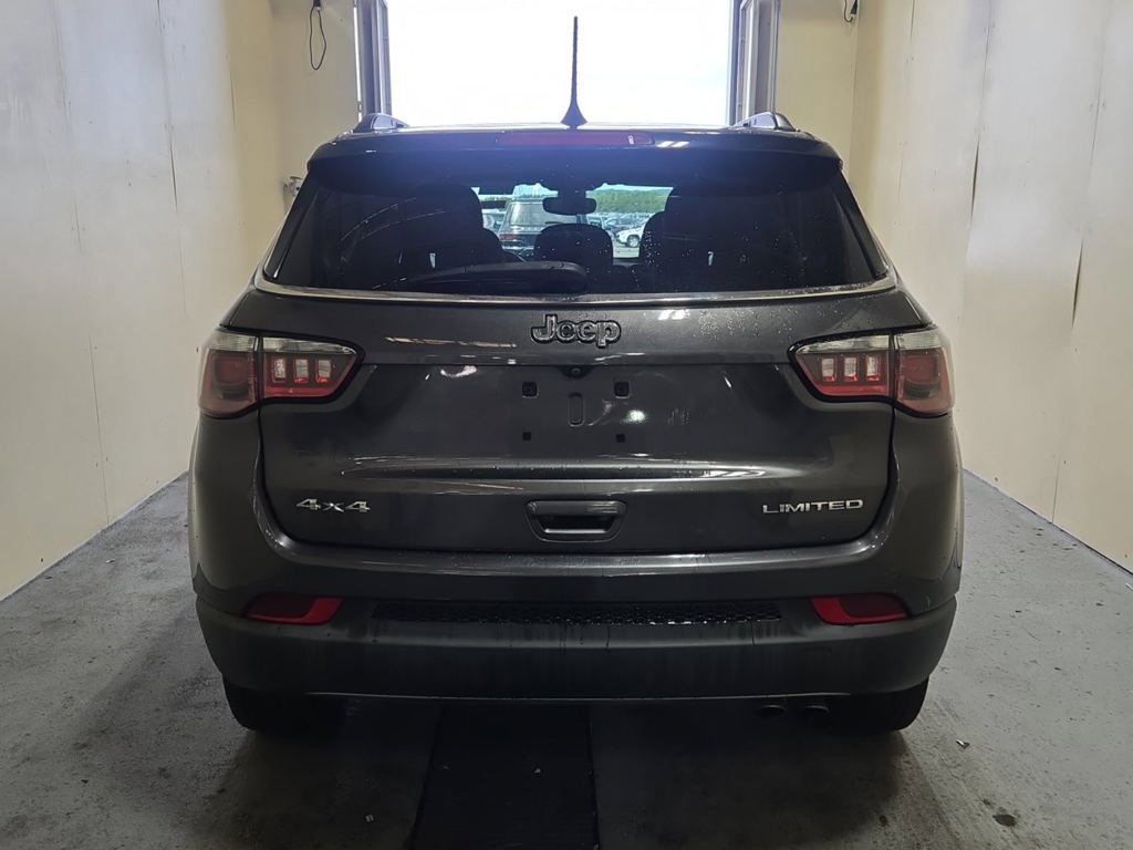Used 2020 Jeep Compass Limited AWD/4WD image 11