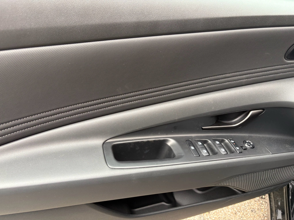 New 2026 Hyundai Elantra Sport FWD image 13