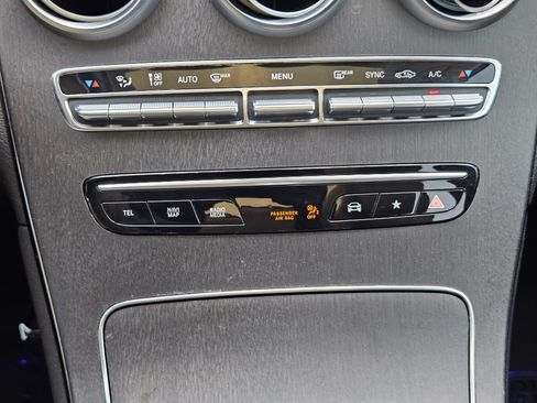 Certified 2021 Mercedes-Benz GLC 300 image 11