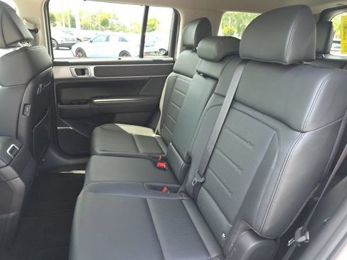Certified 2025 Hyundai Santa Fe Limited FWD image 8