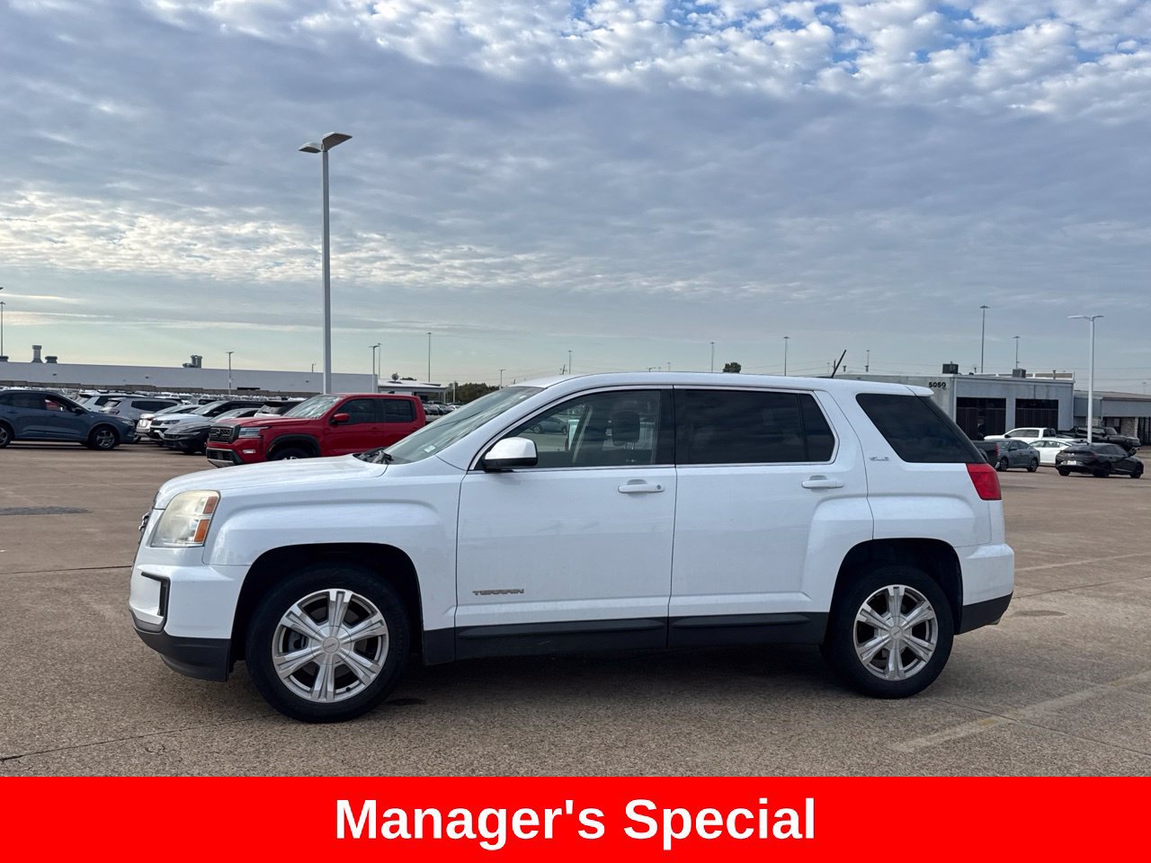 Used 2017 GMC Terrain SLE FWD image 13