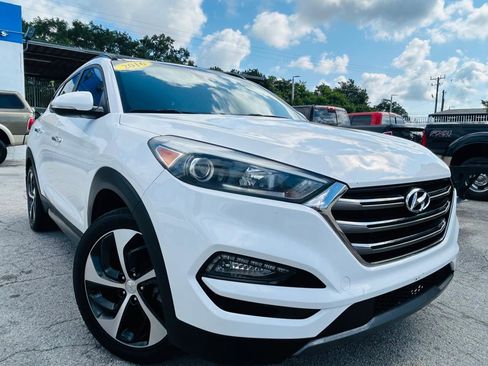 Used 2016 Hyundai Tucson Limited w/ Option Group 03 FWD image 7