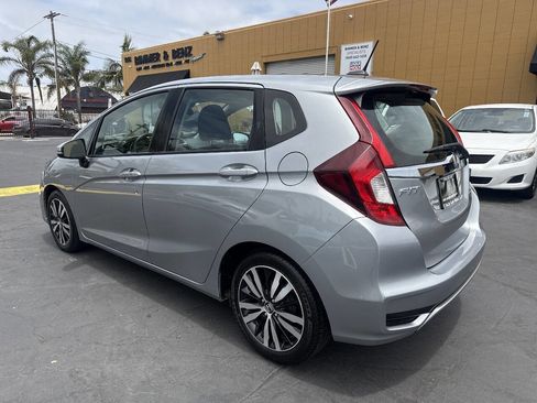 Used 2018 Honda Fit EX image 3