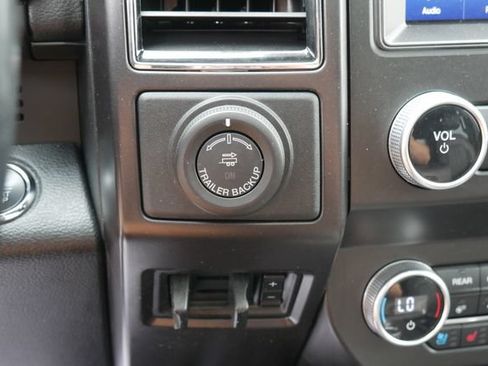 Used 2021 Ford Expedition Limited AWD/4WD image 22