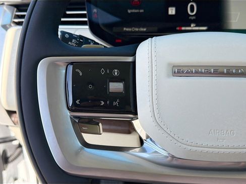 New 2025 Land Rover Range Rover SE image 30