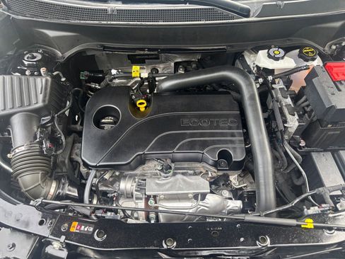 Used 2025 Chevrolet Equinox LT FWD image 31