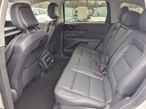 New 2026 Lincoln Nautilus Reserve image 11