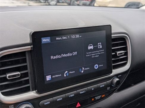 Used 2023 Hyundai Venue SEL w/ Cargo Package image 19