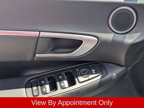 Used 2025 Hyundai Sonata SEL FWD image 13