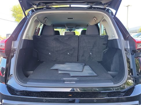 Certified 2024 Nissan Rogue S image 8