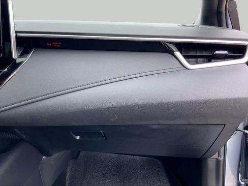 Used 2020 Toyota Corolla SE FWD image 18