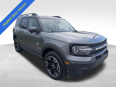 Used 2025 Ford Bronco Sport Outer Banks w/ Outer Banks Tech Package+ AWD/4WD image 14