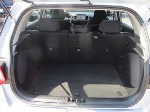 Used 2026 Hyundai Venue SEL FWD image 8