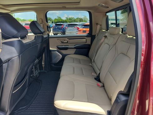 Used 2019 RAM 1500 Limited RWD image 16