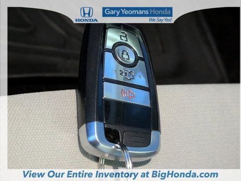 Used 2020 Ford Fusion SE w/ Equipment Group 151A image 32