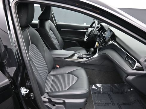 Certified 2023 Toyota Camry SE image 24