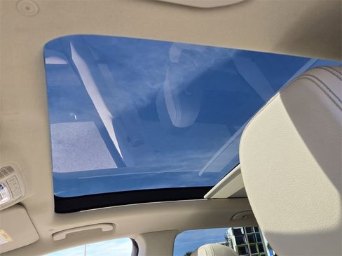 Used 2024 Mercedes-Benz GLE 450 GLE 450 image 18