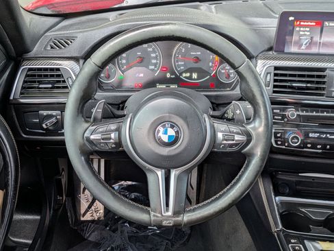 Used 2018 BMW M3 RWD image 13