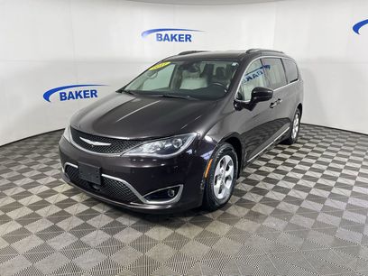 Used 2017 Chrysler Pacifica Touring-L Plus w/ Advanced Safetytec Group