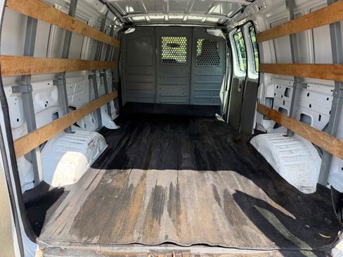 Used 2013 Ford E-250 and Econoline 250 w/ PWR Group RWD image 28