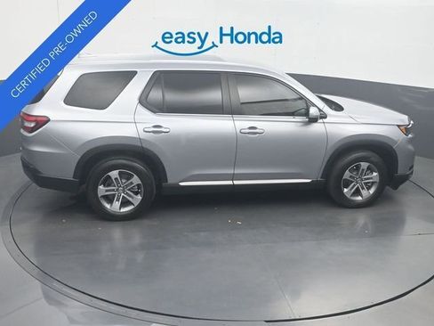 Certified 2025 Honda Pilot EX-L image 25