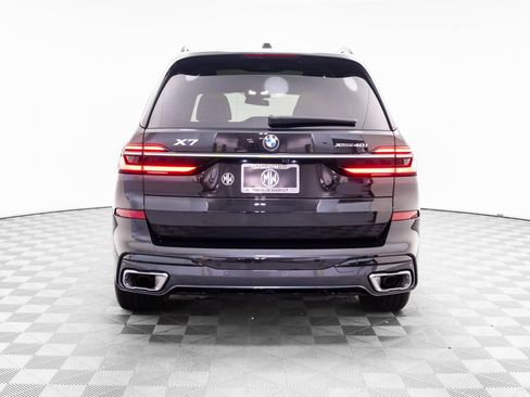 Used 2025 BMW X7 xDrive40i w/ M Sport Package image 4