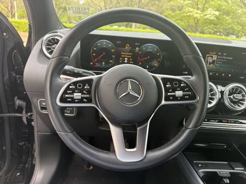 Used 2023 Mercedes-Benz GLA 250 image 14