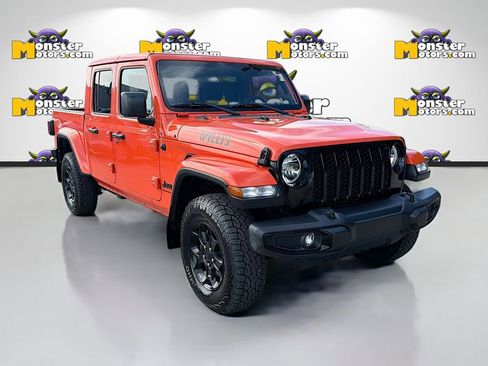 Used 2023 Jeep Gladiator Willys image 3