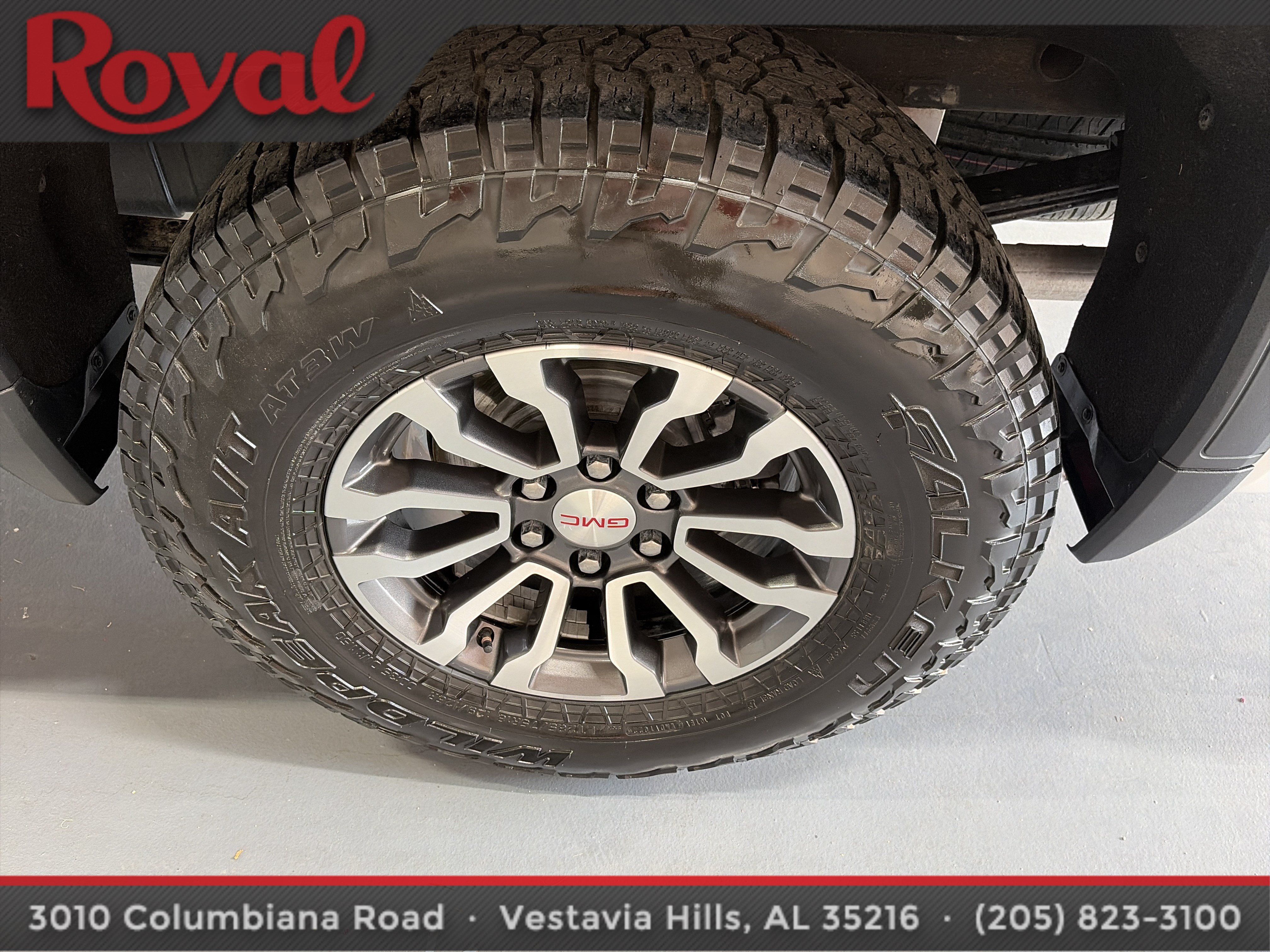 Used 2021 GMC Sierra 1500 AT4 AWD/4WD image 10