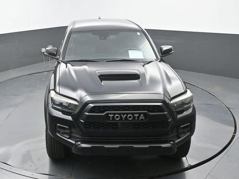 Used 2018 Toyota Tacoma TRD Pro AWD/4WD image 30