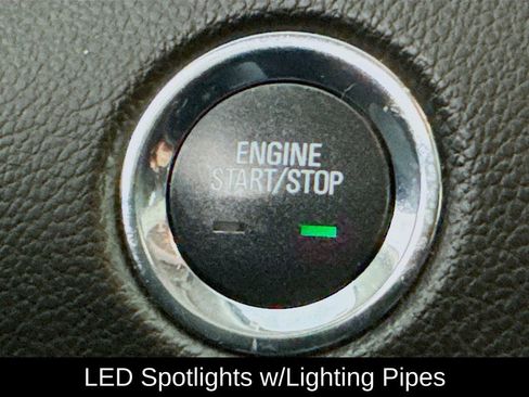 Used 2015 Cadillac SRX Luxury FWD image 19