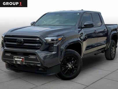 Used 2025 Toyota Tacoma SR5