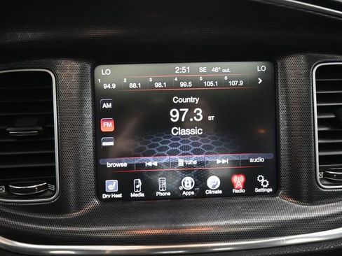 Used 2015 Dodge Charger SXT image 16