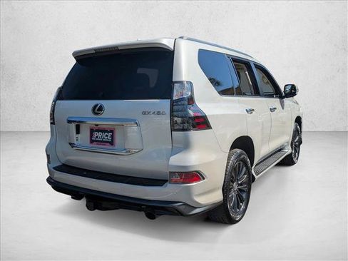 Used 2023 Lexus GX 460 Premium w/ Accessory Package image 5