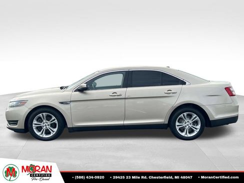 Used 2018 Ford Taurus SEL w/ Equipment Group 201A AWD/4WD image 2