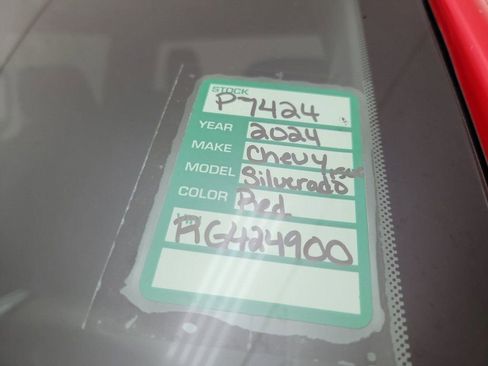 Certified 2024 Chevrolet Silverado 1500 Custom Trail Boss w/ Dark Appearance Package image 21