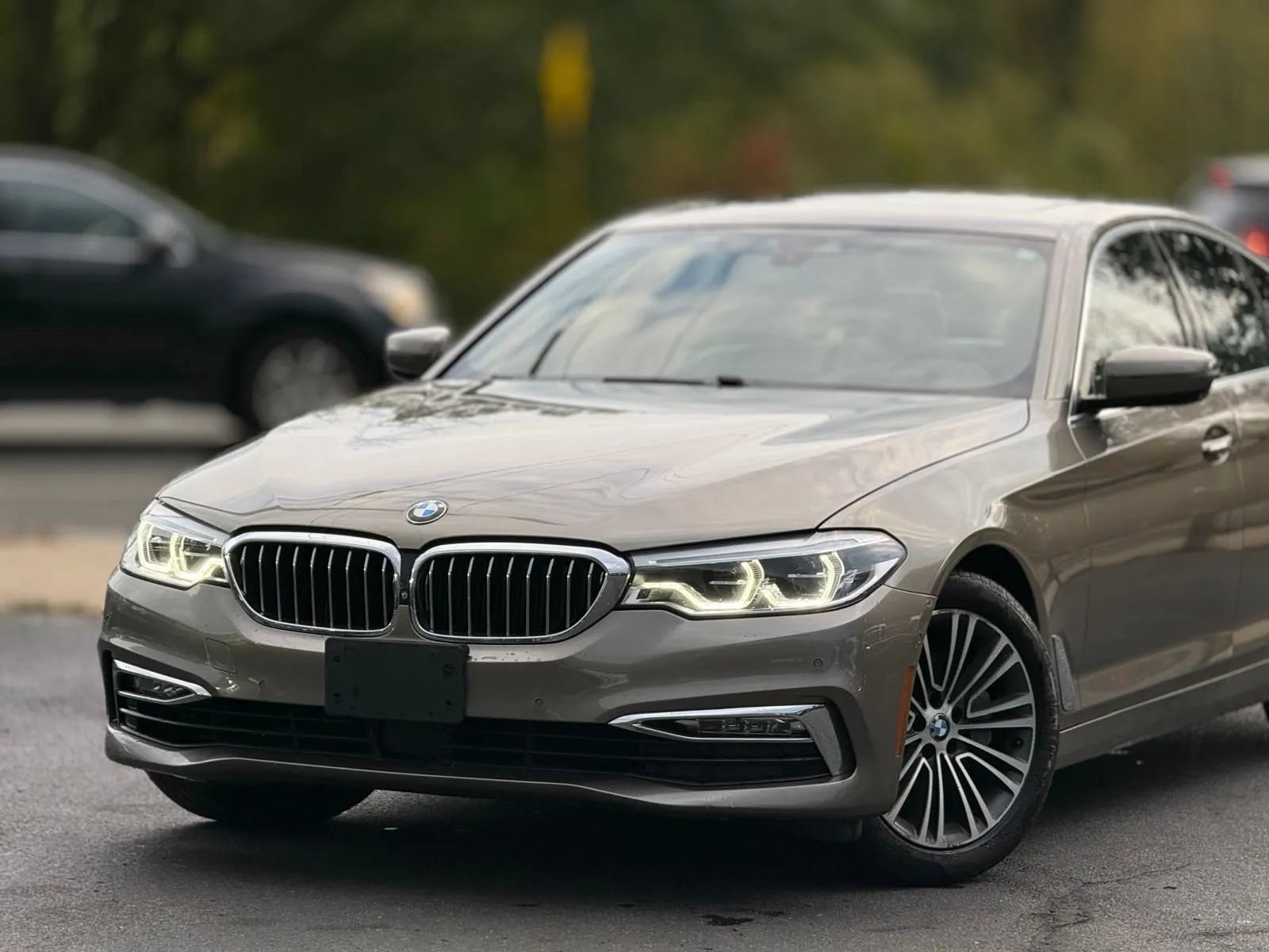Used 2017 BMW 540i RWD image 33