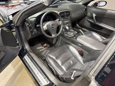 Used 2008 Chevrolet Corvette Coupe w/ Preferred Equipment Group RWD image 97