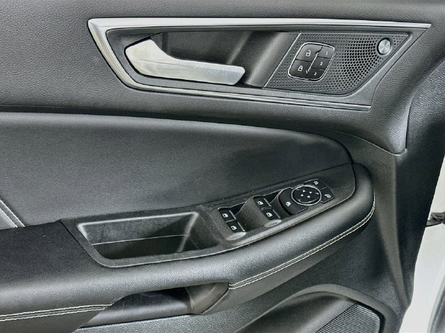 Used 2023 Ford Edge ST AWD/4WD image 10
