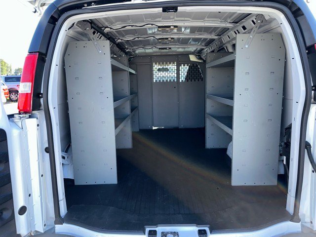 Used 2025 Chevrolet Express 2500 w/ Driver Convenience Package RWD image 17