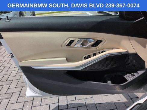 Used 2024 BMW 330i Sedan w/ Convenience Package RWD image 29
