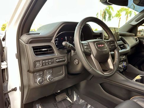 Used 2023 GMC Yukon AT4 w/ AT4 Premium Package image 19