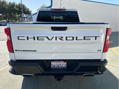Used 2020 Chevrolet Silverado 1500 LT Trail Boss AWD/4WD image 11