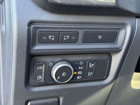 Used 2022 Ford F150 XLT w/ XLT Black Appearance Package image 20