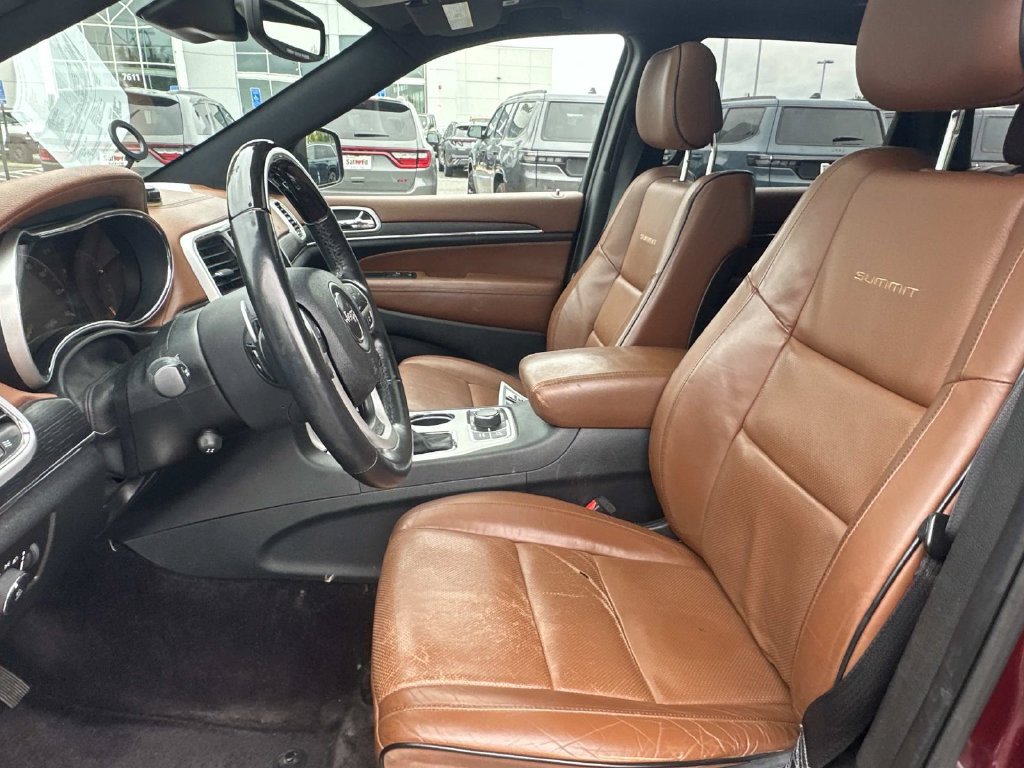 Used 2018 Jeep Grand Cherokee Summit w/ Platinum Series Group AWD/4WD image 15