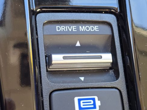 Used 2024 Honda Accord Touring image 30